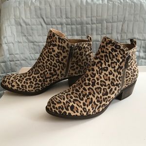Lucky Brand Leopard Booties 8.5W